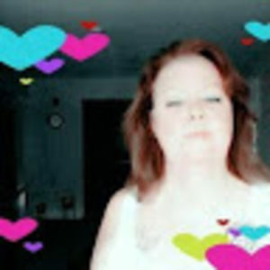 Meet your Posher, Lora